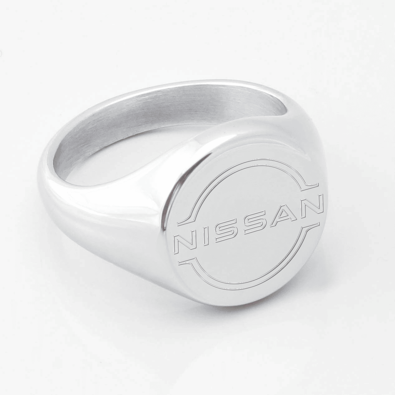 Nissan silver