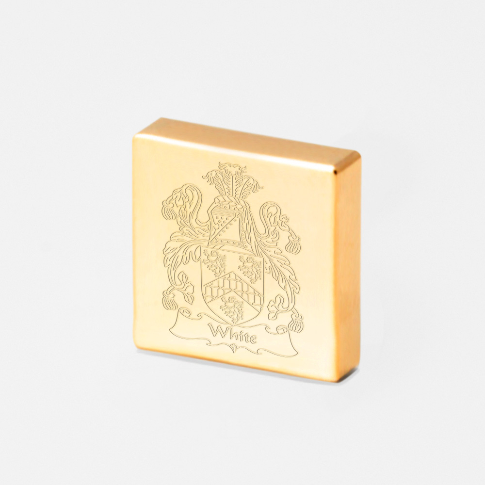 Family-crest-gold-Engraved-Lapel-Pin