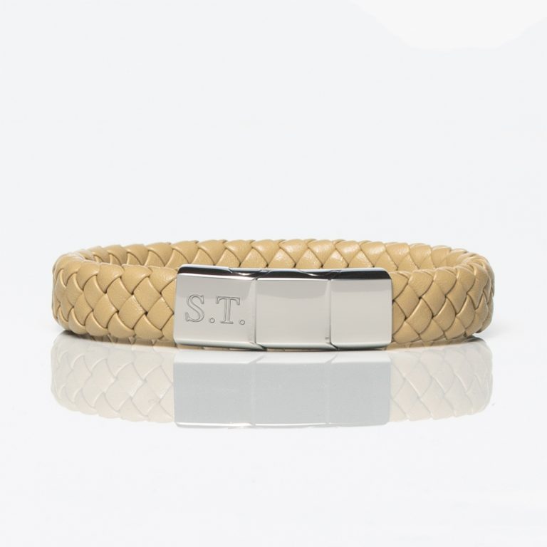 Beige-front-engraving