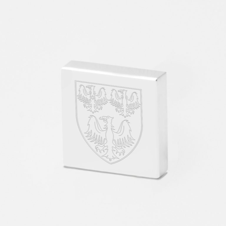 Queens College Oxford-Engraved-Silver-Lapel-Pin