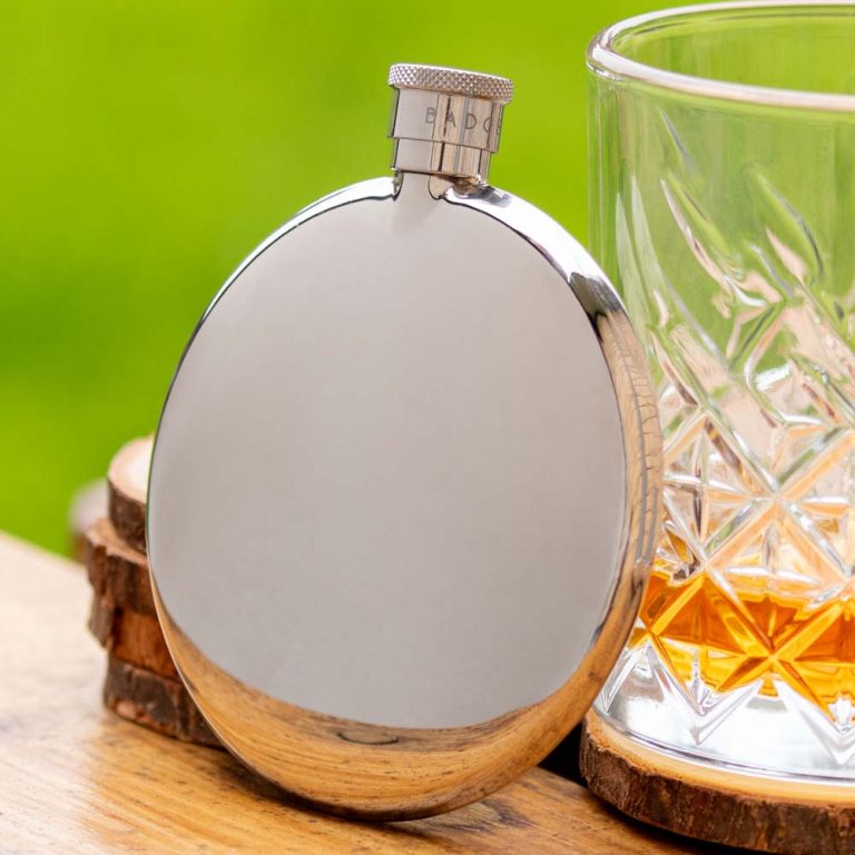 Luxury-Compact-Hipflask