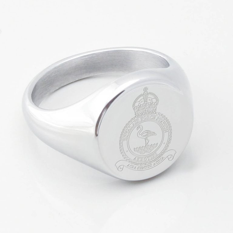Station-Akrotiri-Engraved-Silver-Signet-Ring