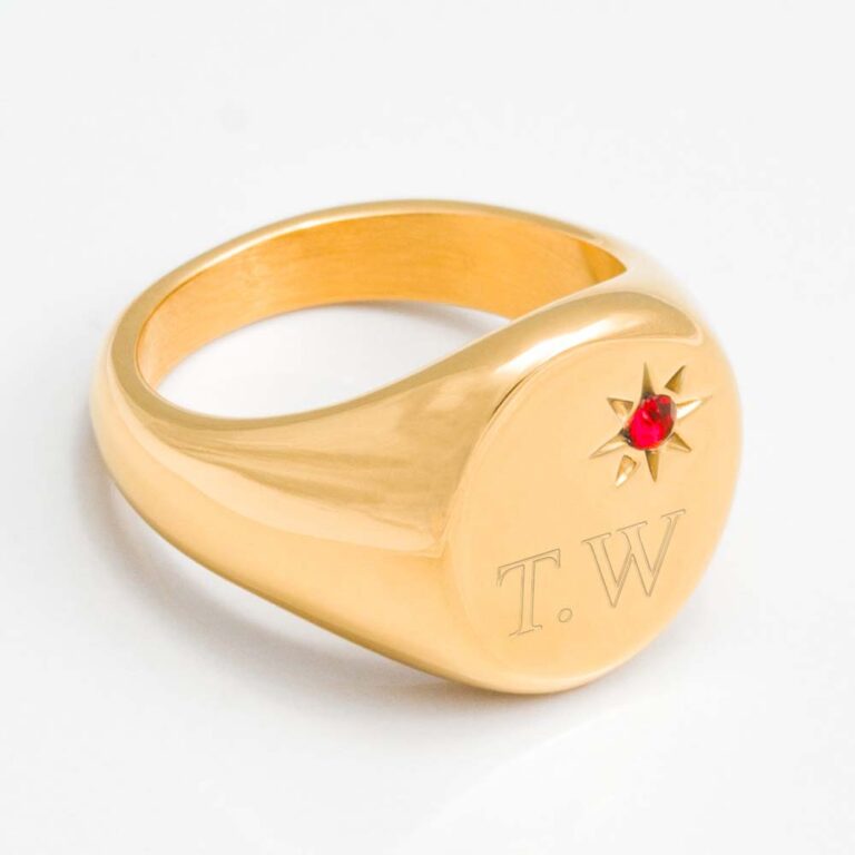 ruby-engraved-gold-ring